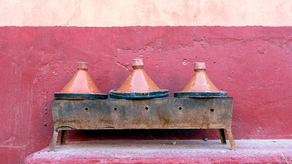 Components of a Tagine pot